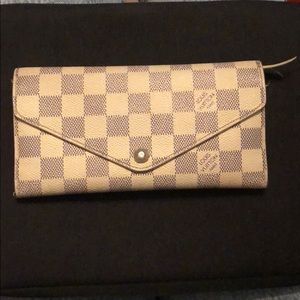 Louis Vuitton Josephine Wallet